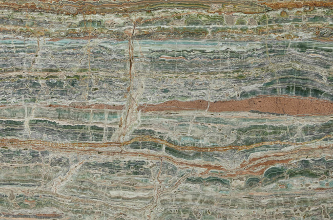 ESMERALDA ONYX